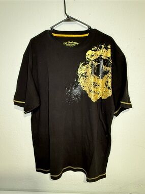 Live Mechanics Men's Black Short-Sleeve Tee with Yellow Graphic